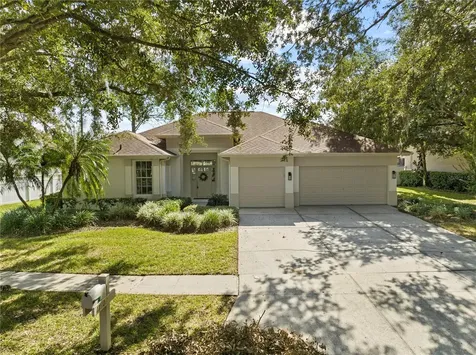 17303 Lockwood Ridge Drive Tampa FL 33647