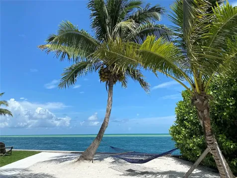 5941 Gulf Of Mexico Drive Longboat Key FL 34228
