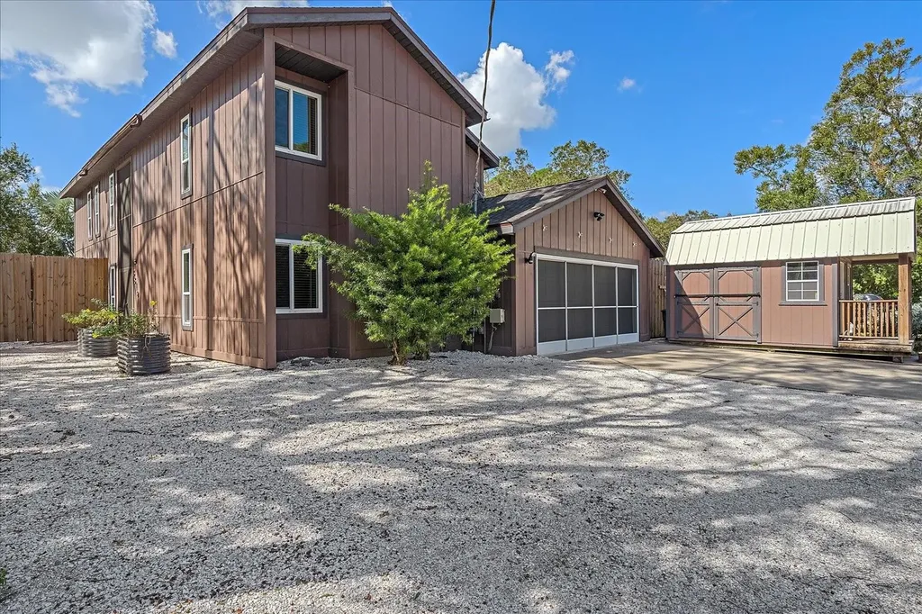 3819 Wisteria Street Sarasota FL 34232
