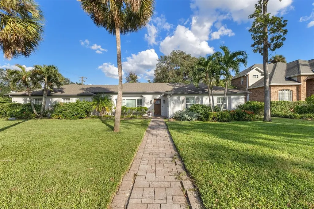 202 S Clark Avenue Tampa FL 33609