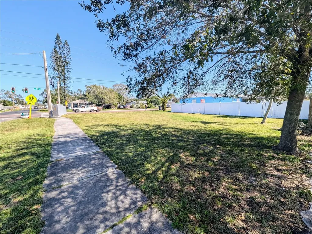 3990 54th Avenue N St Petersburg FL 33714