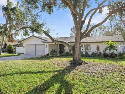 2351 Glenmoor Road N Clearwater FL 33764