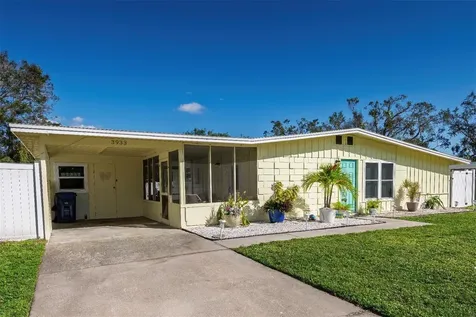 3933 Coleridge Place Sarasota FL 34241