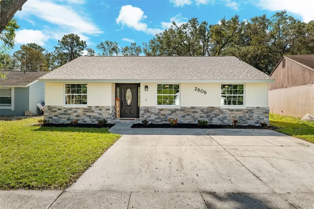 2806 Cedaridge Drive Tampa FL 33618