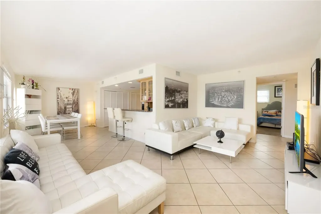 445 Hamden Drive Clearwater Beach FL 33767