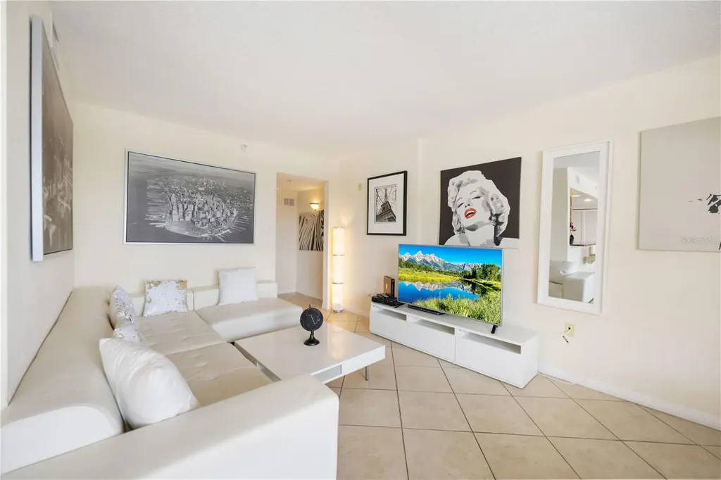 445 Hamden Drive Clearwater Beach FL 33767