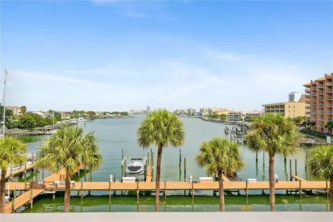 445 Hamden Drive Clearwater Beach FL 33767