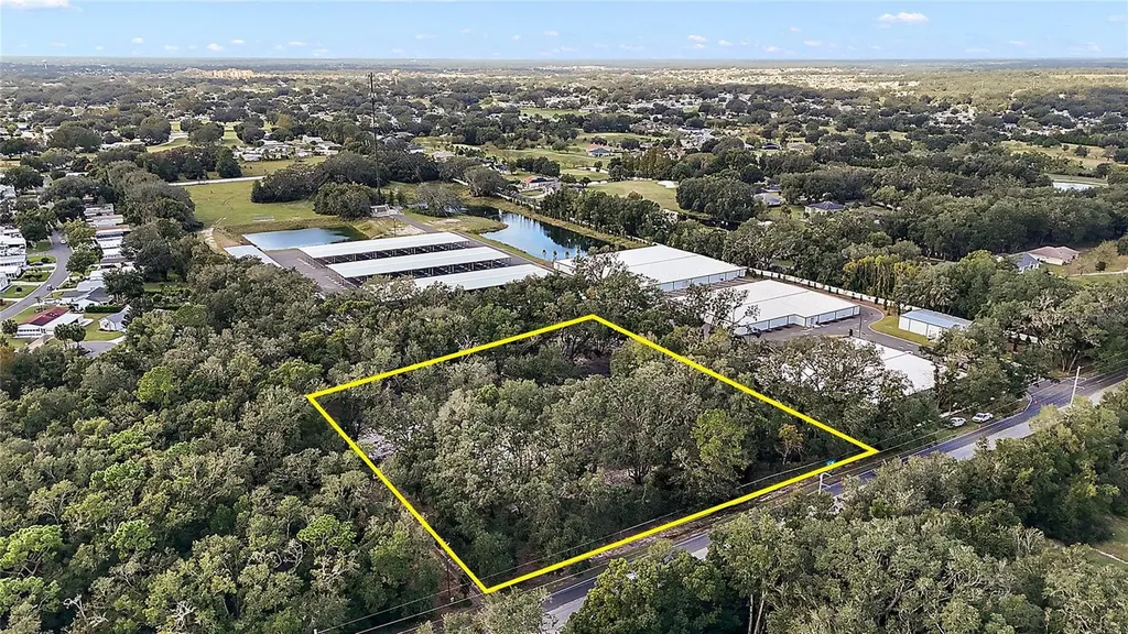 41015 County Road 25 Weirsdale FL 32195