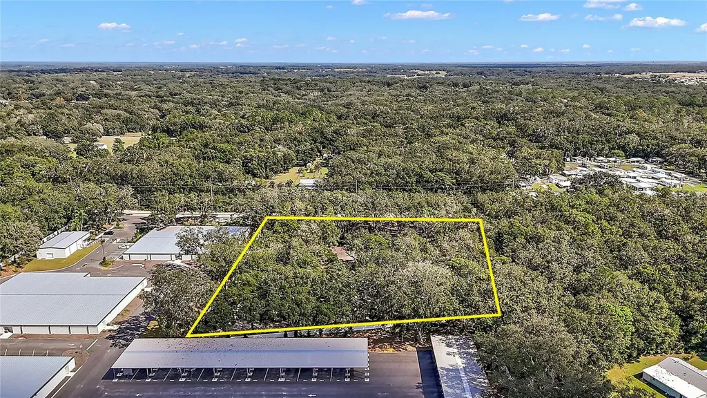 41015 County Road 25 Weirsdale FL 32195