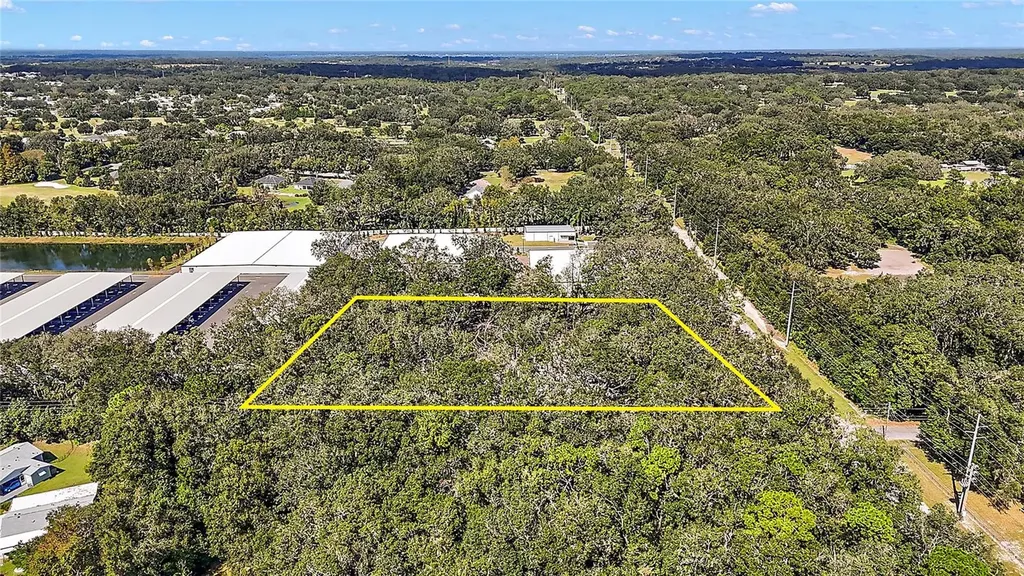 41015 County Road 25 Weirsdale FL 32195