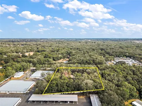 41015 County Road 25 Weirsdale FL 32195