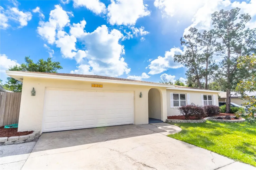 8683 Hillside Drive Orlando FL 32810