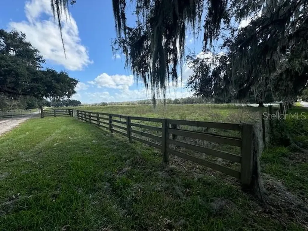 0 Cr 755 Webster FL 33597