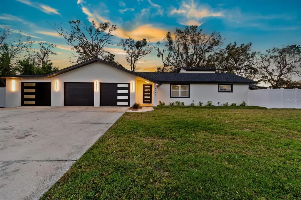 4740 48th Avenue N St Petersburg FL 33714