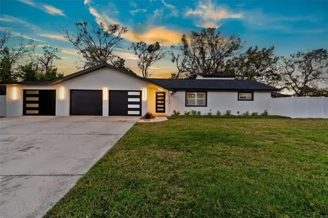 4740 48th Avenue N St Petersburg FL 33714