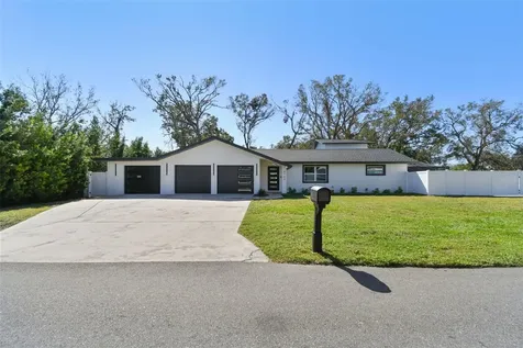 4740 48th Avenue N St Petersburg FL 33714