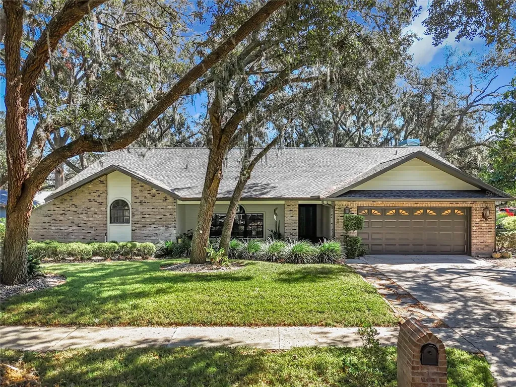 2728 Saint Cloud Oaks Drive Valrico FL 33594