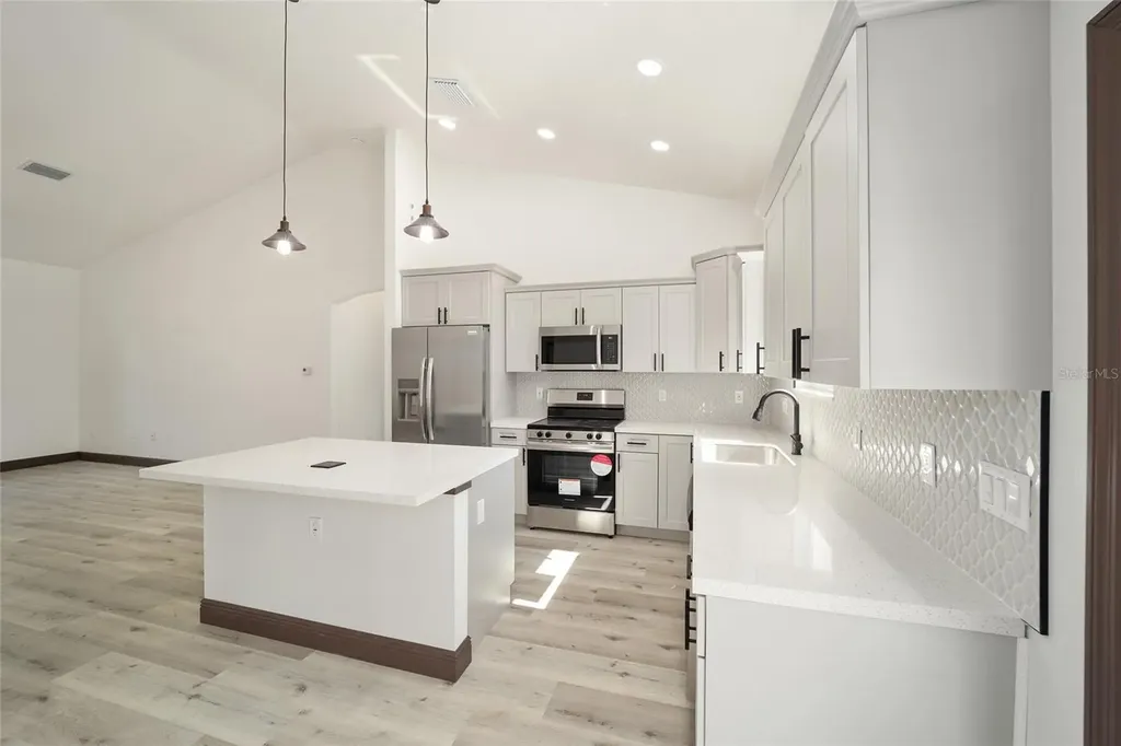 3611 SE 132nd Place Belleview FL 34420