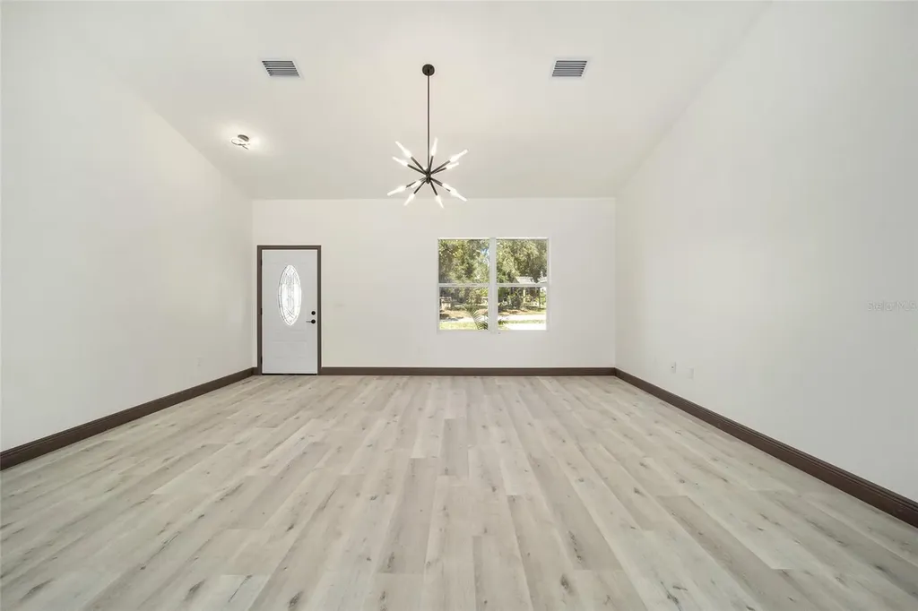 3611 SE 132nd Place Belleview FL 34420