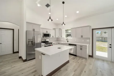 3611 SE 132nd Place Belleview FL 34420