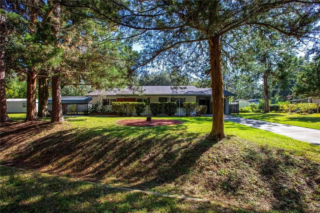 4303 NW 21st Drive Gainesville FL 32605
