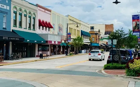 2505 Old New York Avenue Deland FL 32720