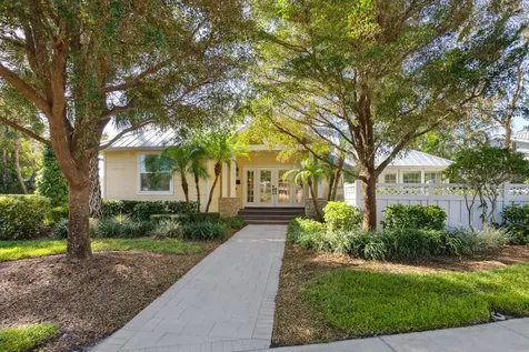 1750 Seminole Drive Sarasota FL 34239
