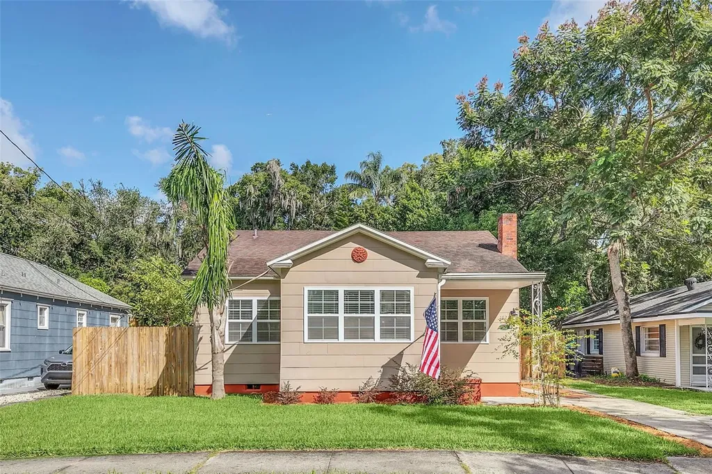 1621 E Amelia Street Orlando FL 32803