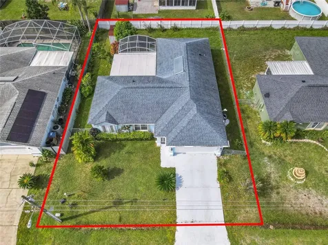 607 Basingstoke Court Kissimmee FL 34758