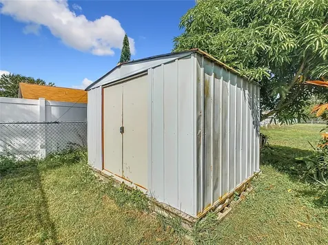 607 Basingstoke Court Kissimmee FL 34758
