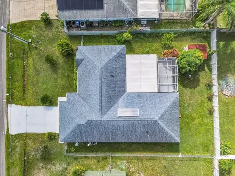 607 Basingstoke Court Kissimmee FL 34758
