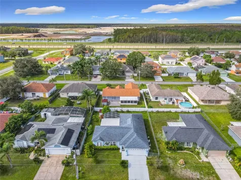 607 Basingstoke Court Kissimmee FL 34758
