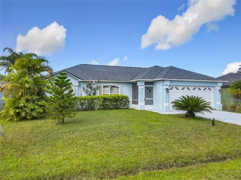 607 Basingstoke Court Kissimmee FL 34758