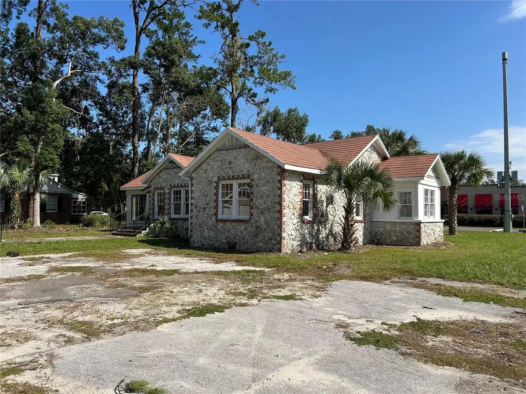 1008 NW 13th Street Gainesville FL 32601