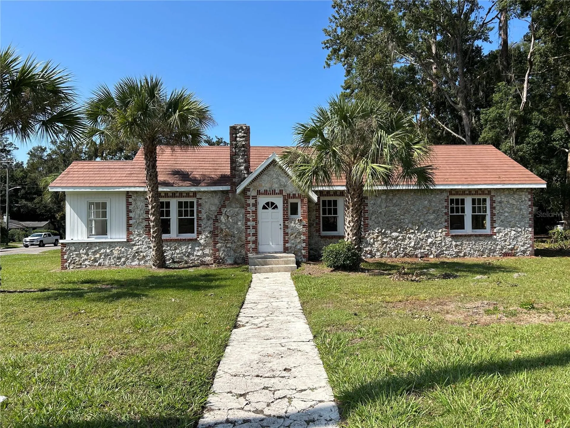 1008 NW 13th Street Gainesville FL 32601