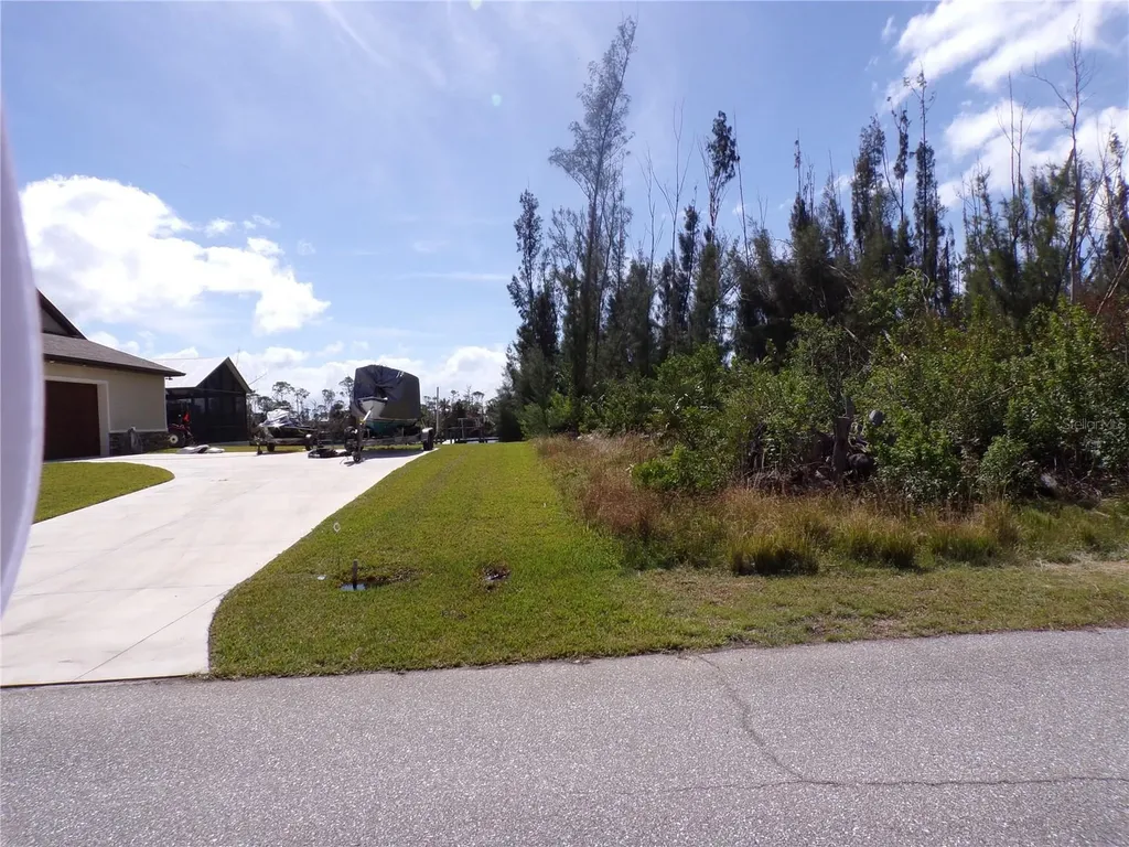 16724 Liggett Circle Port Charlotte FL 33981