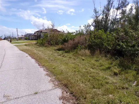 16724 Liggett Circle Port Charlotte FL 33981