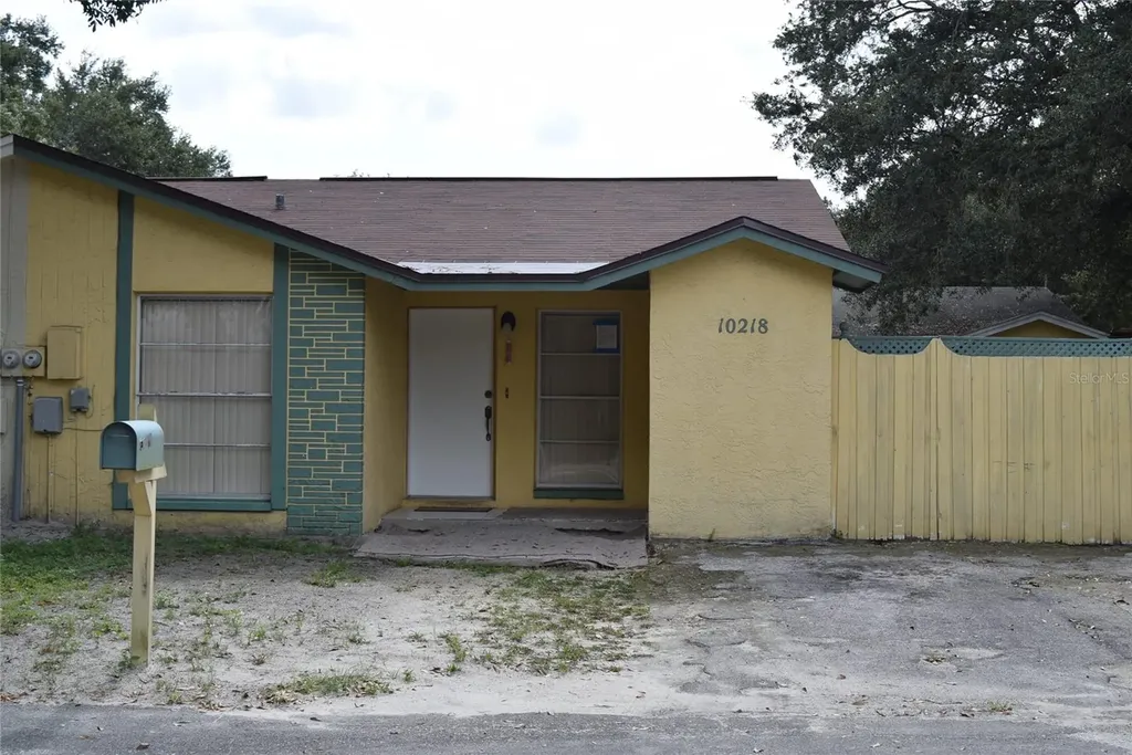 10218 Carriage Glen Court Tampa FL 33615