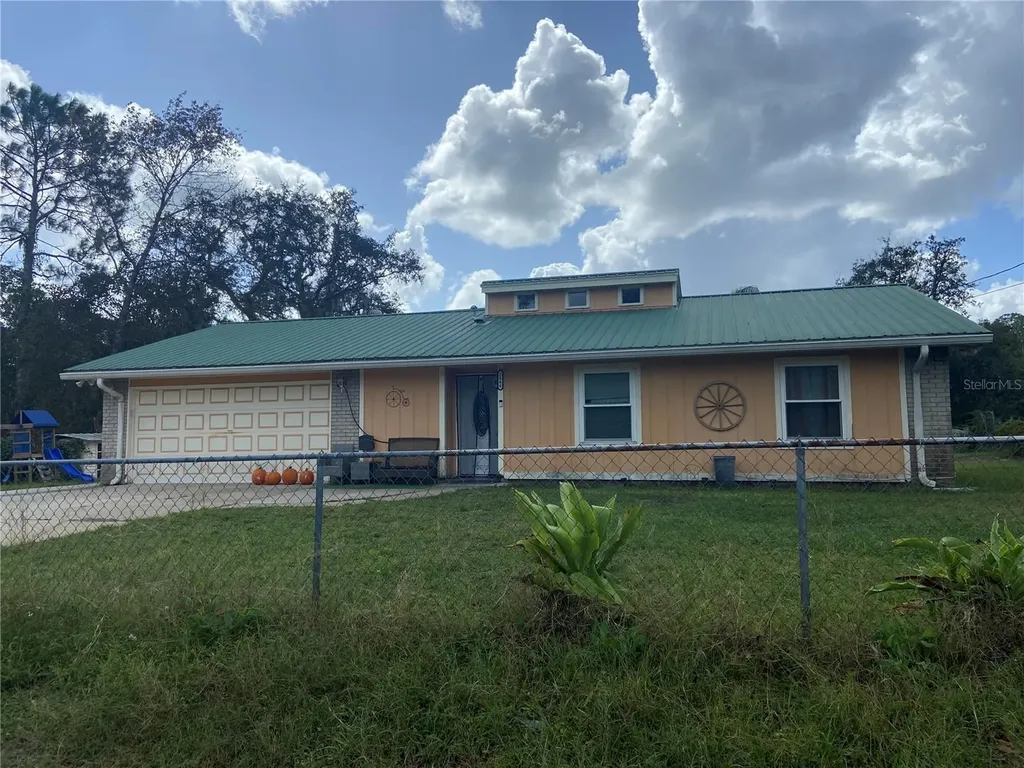 2846 Larkspur Road Deland FL 32724
