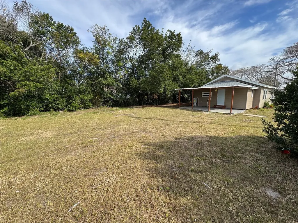 620 Oak Street Auburndale FL 33823