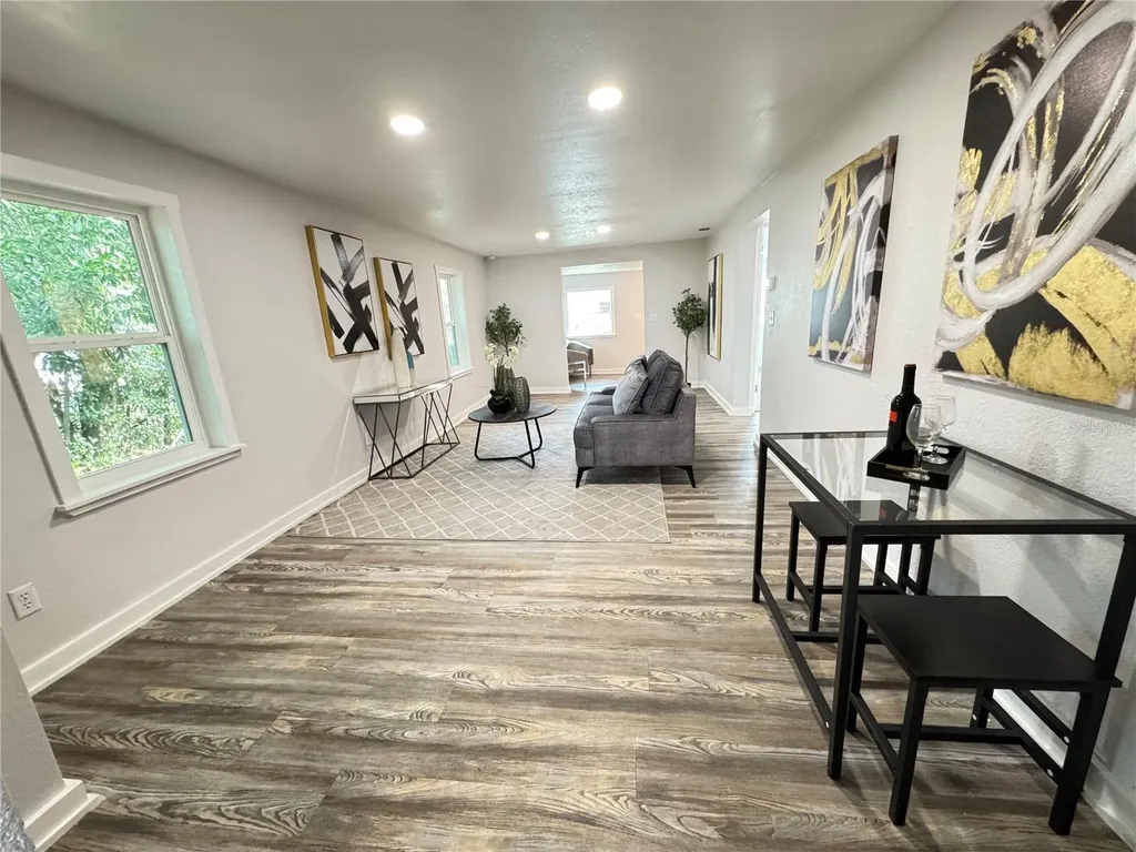 620 Oak Street Auburndale FL 33823