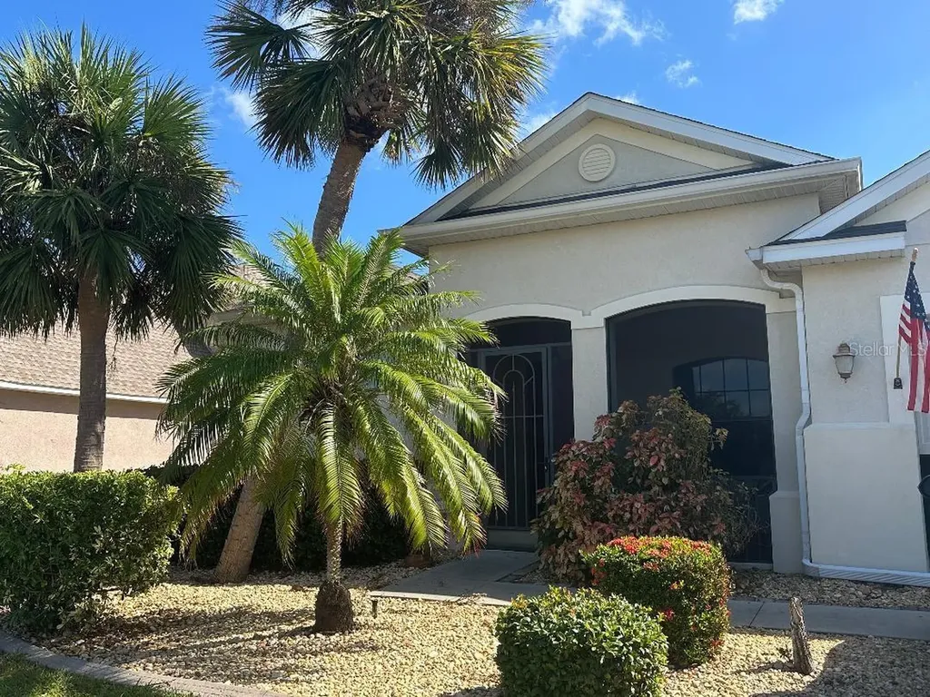 2704 Suncoast Lakes Boulevard Punta Gorda FL 33980