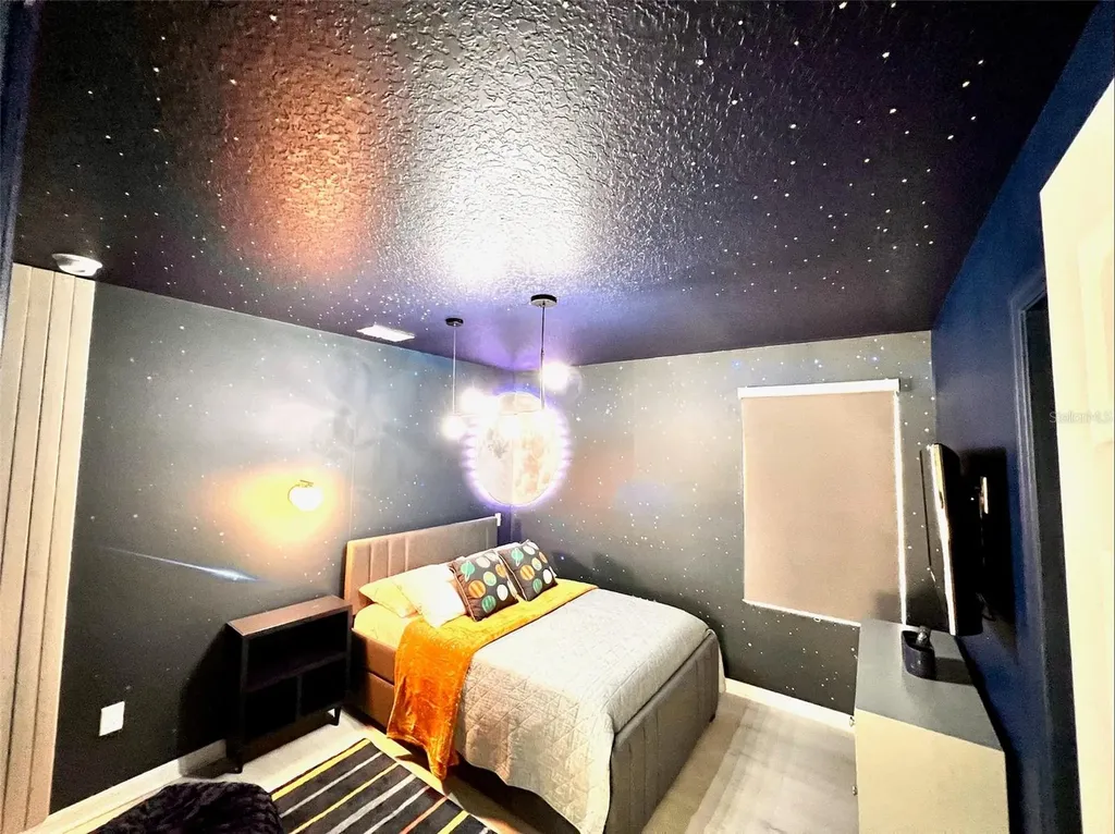 2104 Fleming Mist Place Kissimmee FL 34747