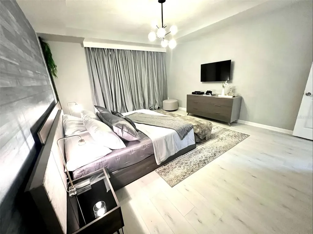 2104 Fleming Mist Place Kissimmee FL 34747