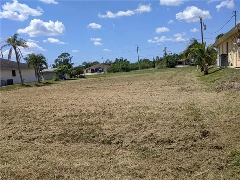 Santurce Avenue North Port FL 34287