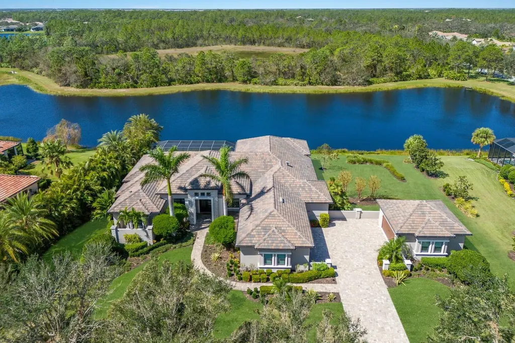 19443 Newlane Place Lakewood Ranch FL 34202