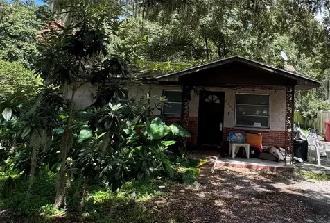 2006 N Gordon Street Plant City FL 33563