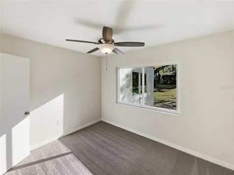 908 Perkins Street Leesburg FL 34748