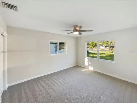 908 Perkins Street Leesburg FL 34748