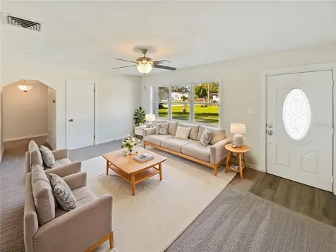 908 Perkins Street Leesburg FL 34748